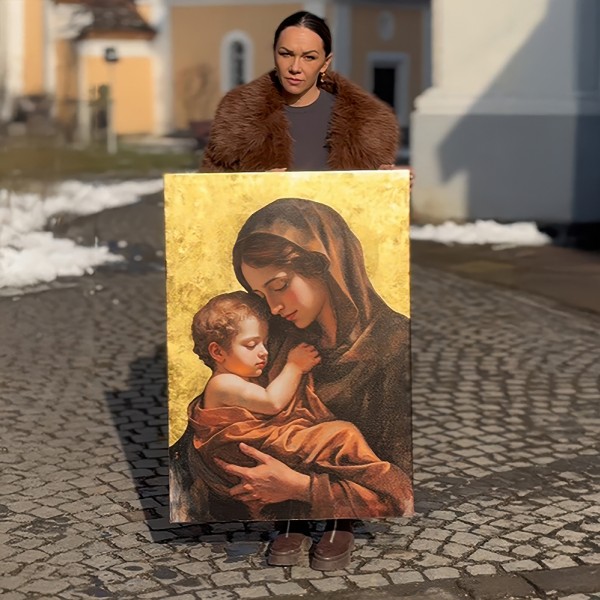 Icoana placata cu foita aurie Maica Domnului cu Pruncul. Idee de cadou, casa noua sau pentru caminul tau
