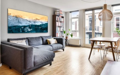 Livingul tau, o expozitie de arta: Cum sa alegi tablourile potrivite in living?