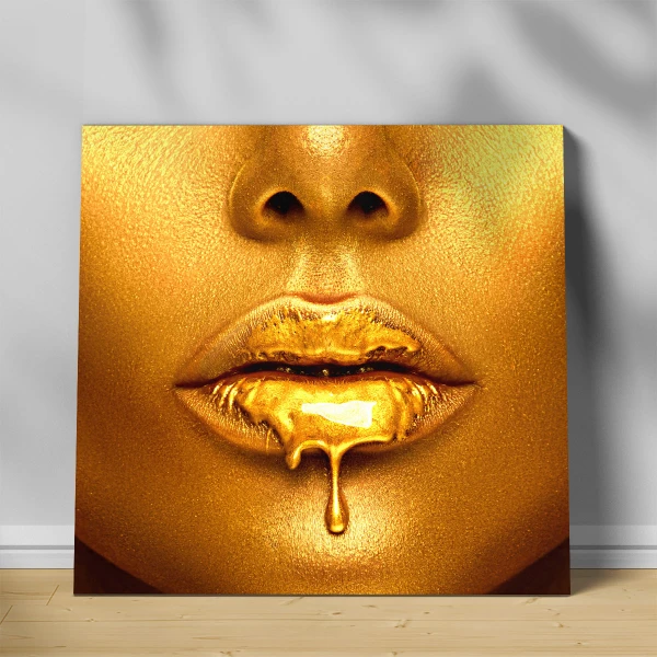 Tablou canvas femeie africana Dripping Gold Lips