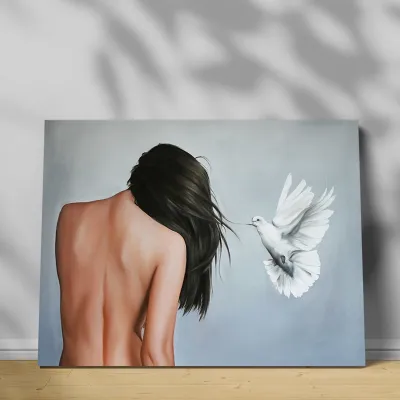 Tablou canvas pigeon woman