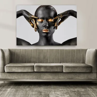 Tablou pe panza femeie africana Golden Posture — miniatura 2