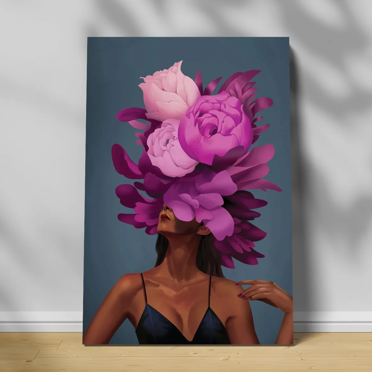 Tablou canvas decorativ fata cu flori violet